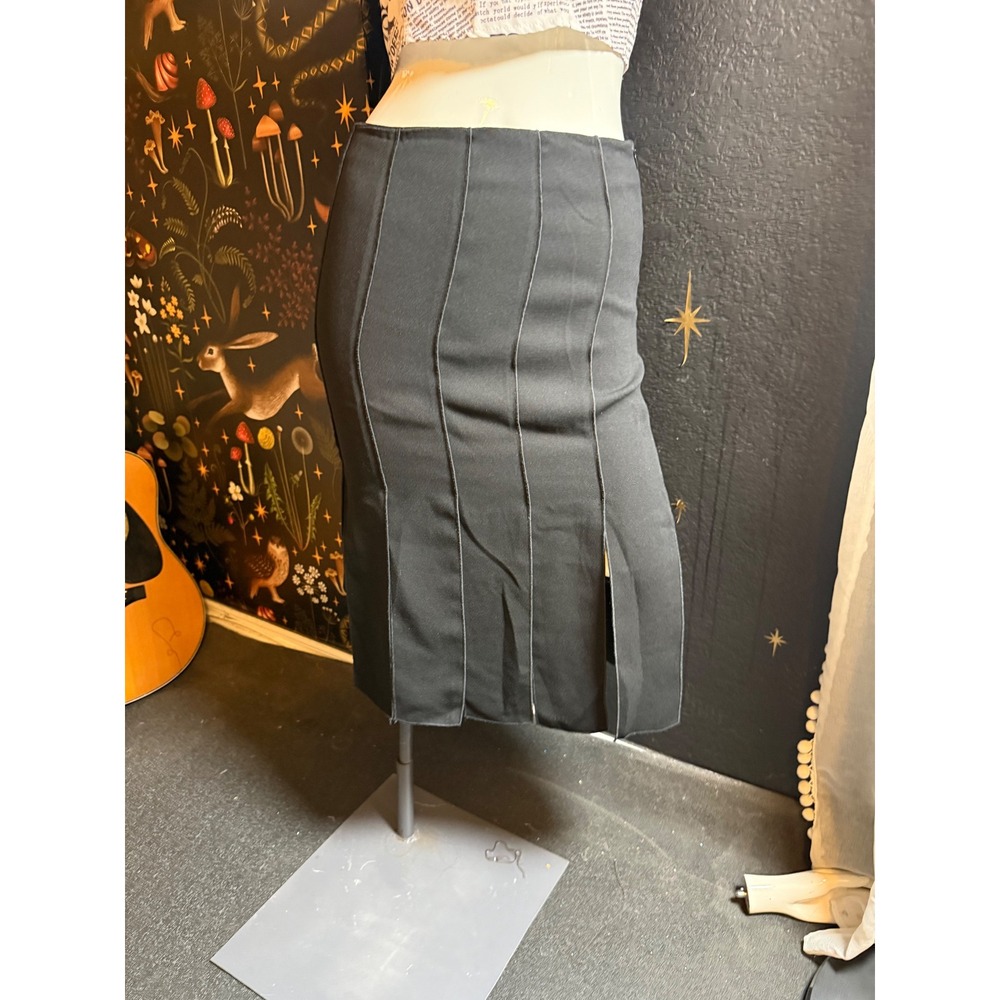White House Black Market Black Pencil Skirt Contrast Stitch Side Slit Size 0